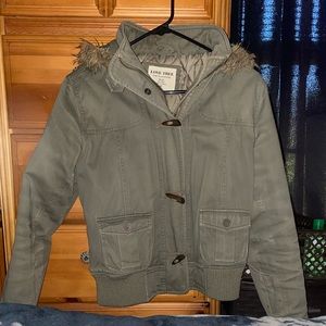 Favorite coat is too small 😩 perfect for fall 🍁